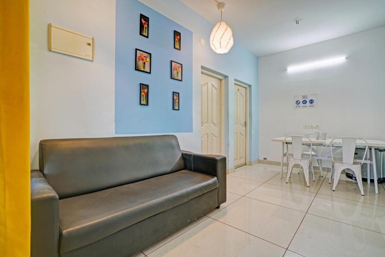 Oyo Thykoodam Sleep Inn Kochi Buitenkant foto